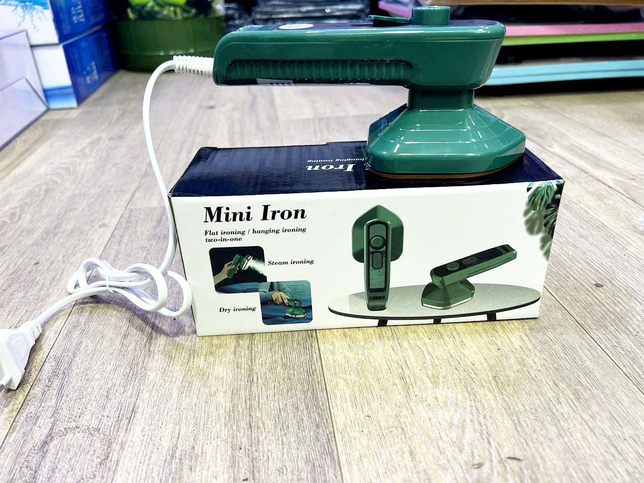 مكواة بخار صغيرة احترافية، محمولة، للمنزل والسفر Mini Iron Mini Fer à Repasser à Vapeur Professionnel, Portable, pour la Maison et Voyage