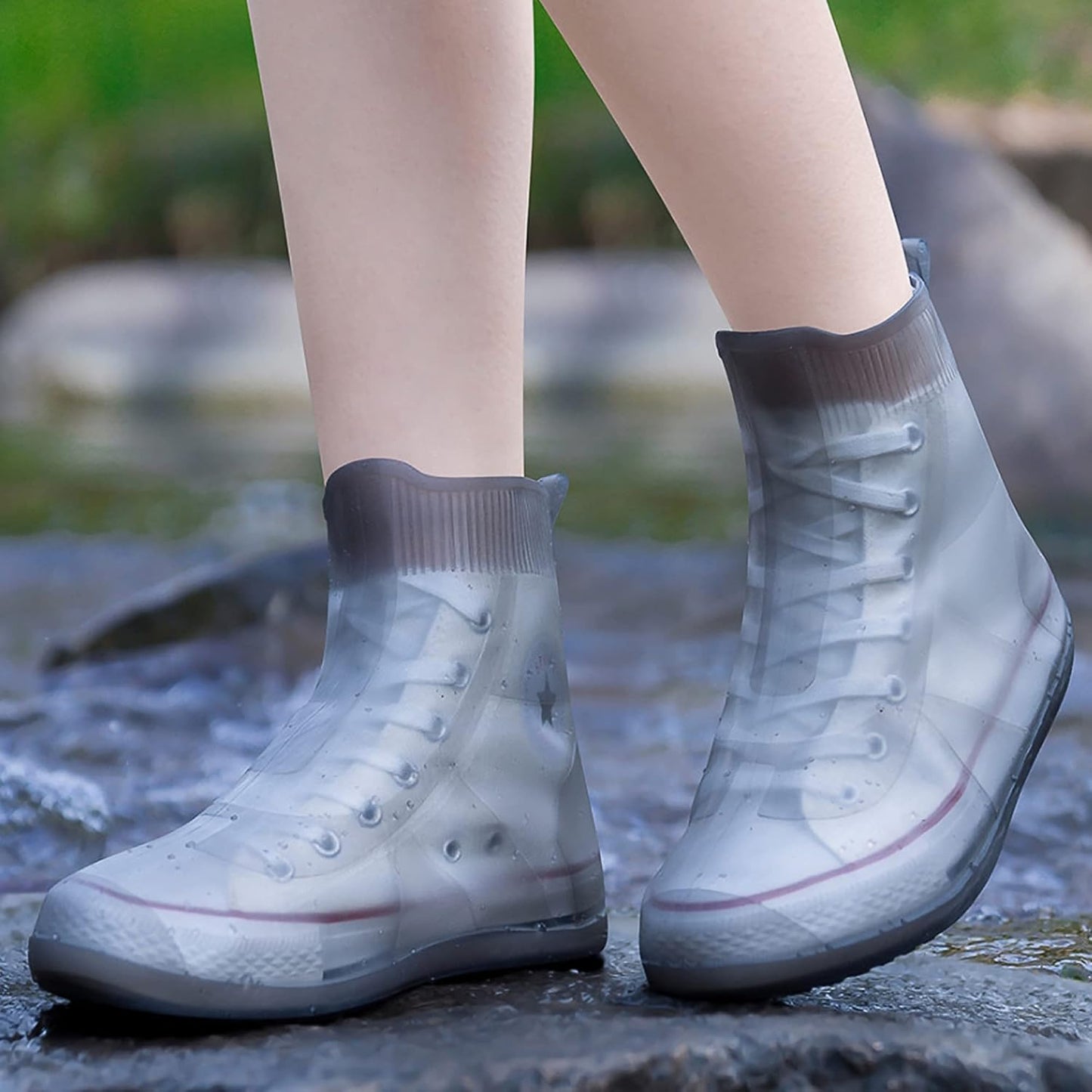 أغطية أحذية قابلة لإعادة الاستخدام وقابلة للطي ومقاومة للماء Couvre-chaussures imperméables réutilisables et pliables avec semelle en caoutchouc