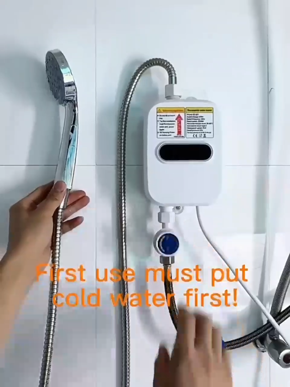 سخان مياه كهربائي فوري مع دش Chauffe-eau électrique instantané avec douche