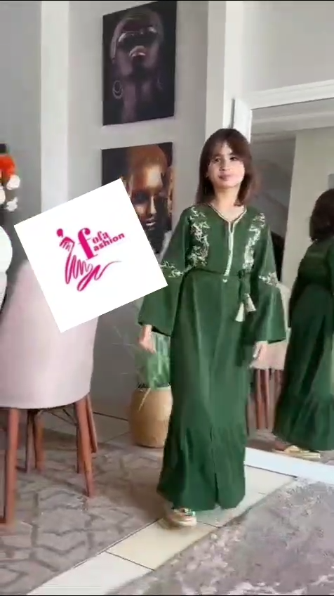 منتج من فئة ملابس أطفال