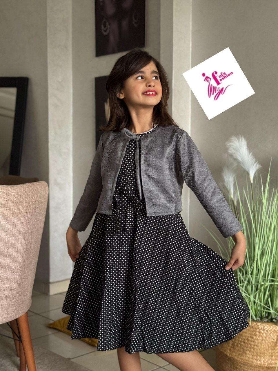 لبيسة ديال البنات 2 بياس  ثوبها طوب  البوليرو 3كار  فودان الممتاز