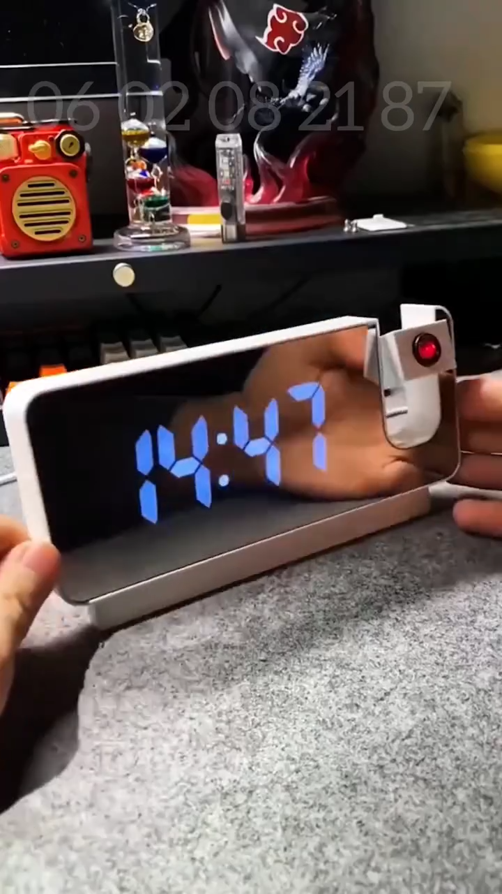 ساعة ذكية رقمية LED، منبه رقمي، ساعة إلكترونية للمكتب، شحن USB Horloge LED à projection numérique intelligente, réveil numérique