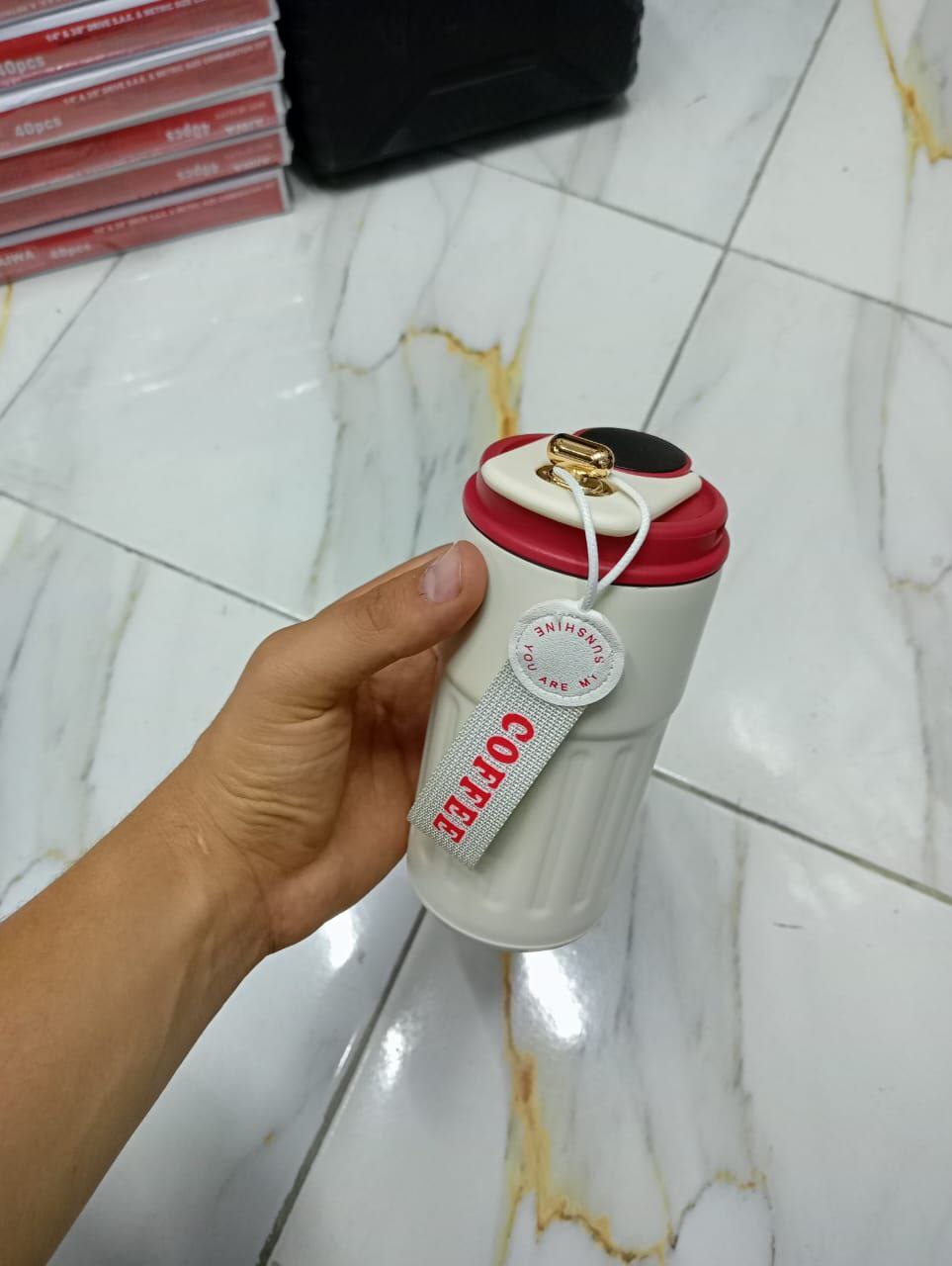 طيرموسطا إنوكس كوب ذكي معزول مع شاشة عرض درجة الحرارة  Mug isotherme intelligent avec affichage de la température LED